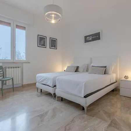 Il Castello Dazzling Апартаменты *