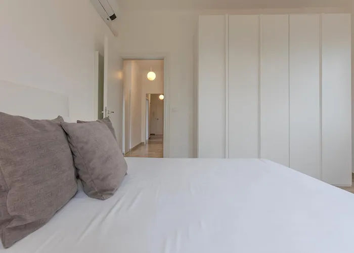 아파트 Guesthost - Il Castello Dazzling 페라라