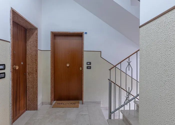 Апартаменты Guesthost - Il Castello Dazzling Феррара